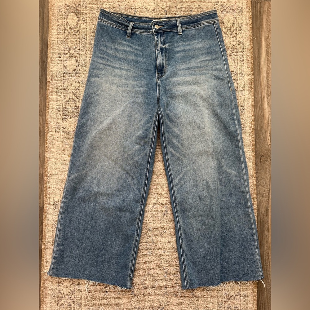 Flying Monkey Cropped Wide Leg Stretch Jean. Size 32 - Picture 4 of 7
